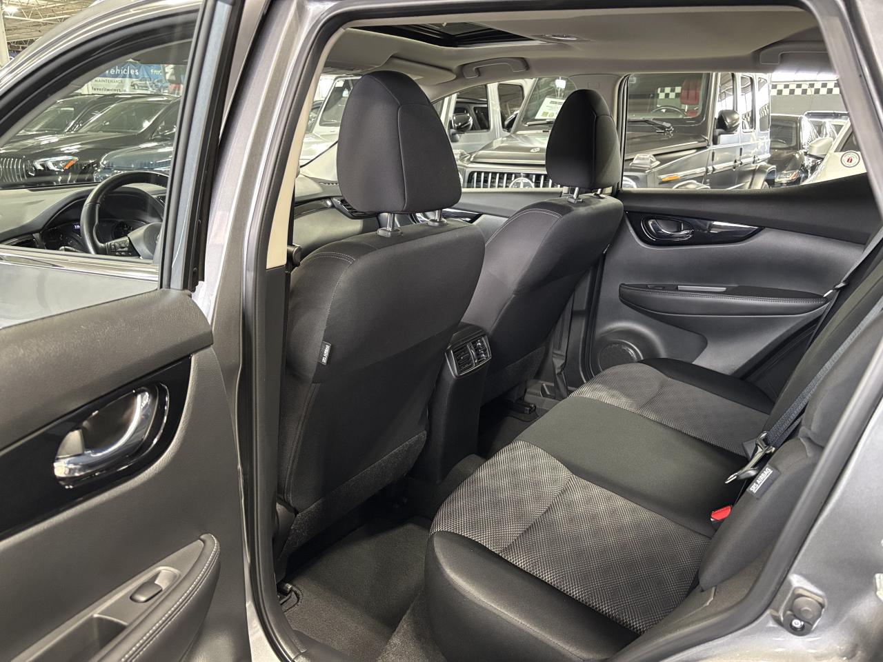 2023 Nissan Qashqai SV AWD|CVT|HEATEDSEATS|HEATEDSTEER|SUNROOF|ALLOYS| - Photo #7