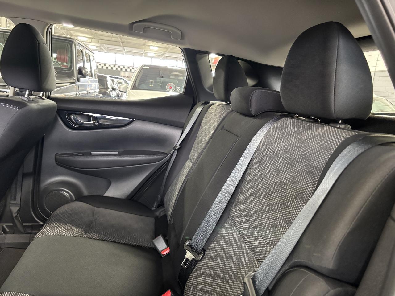 2023 Nissan Qashqai SV AWD|CVT|HEATEDSEATS|HEATEDSTEER|SUNROOF|ALLOYS| - Photo #9