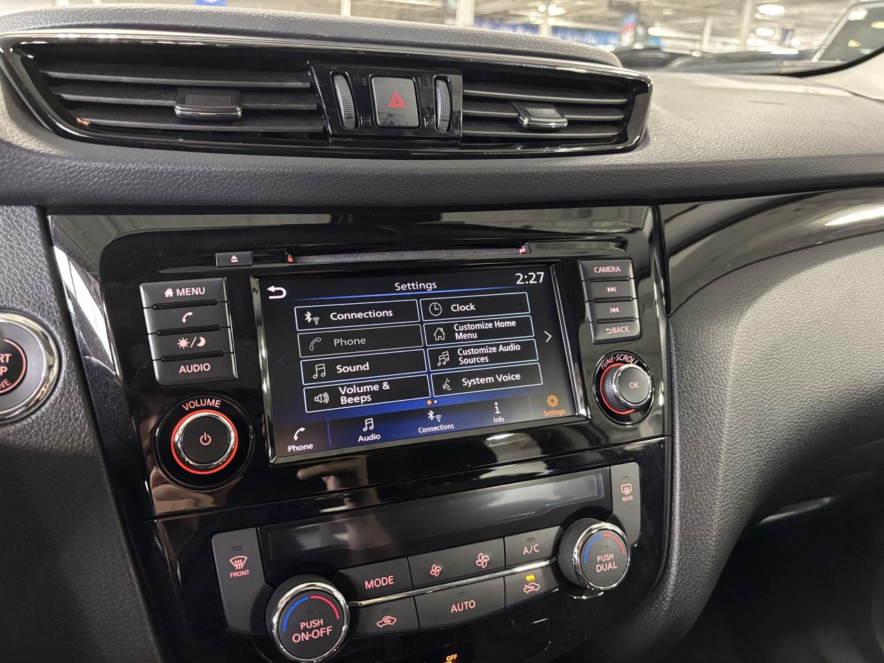 2023 Nissan Qashqai SV AWD|CVT|HEATEDSEATS|HEATEDSTEER|SUNROOF|ALLOYS| - Photo #23