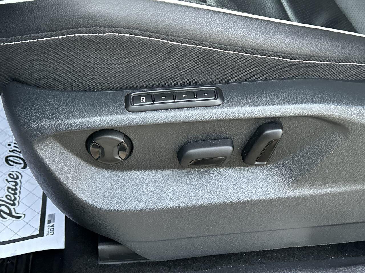 2022 Volkswagen Tiguan Highline 2.0T 8sp at w/Tip 4M Photo