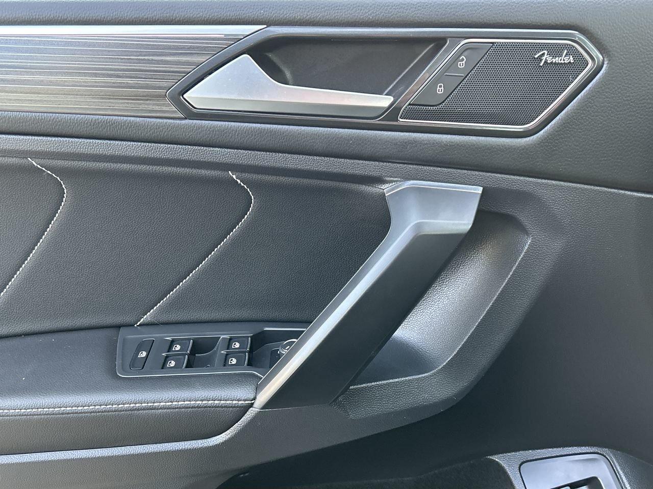 2022 Volkswagen Tiguan Highline 2.0T 8sp at w/Tip 4M Photo