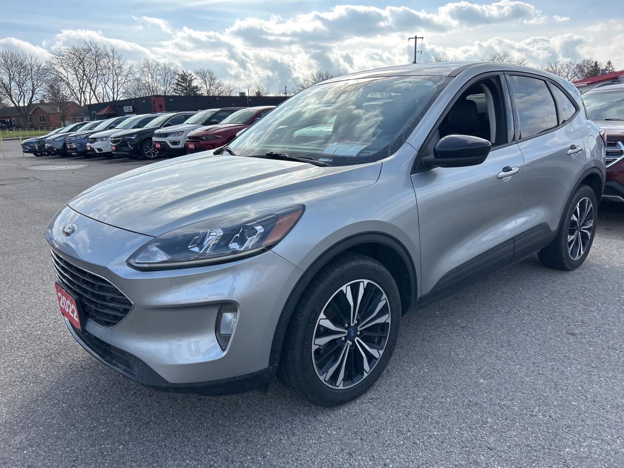 2022 Ford Escape SEL STEALTH, 2.0L, REMOTE START, CLEAN CARFAX! - Photo #2