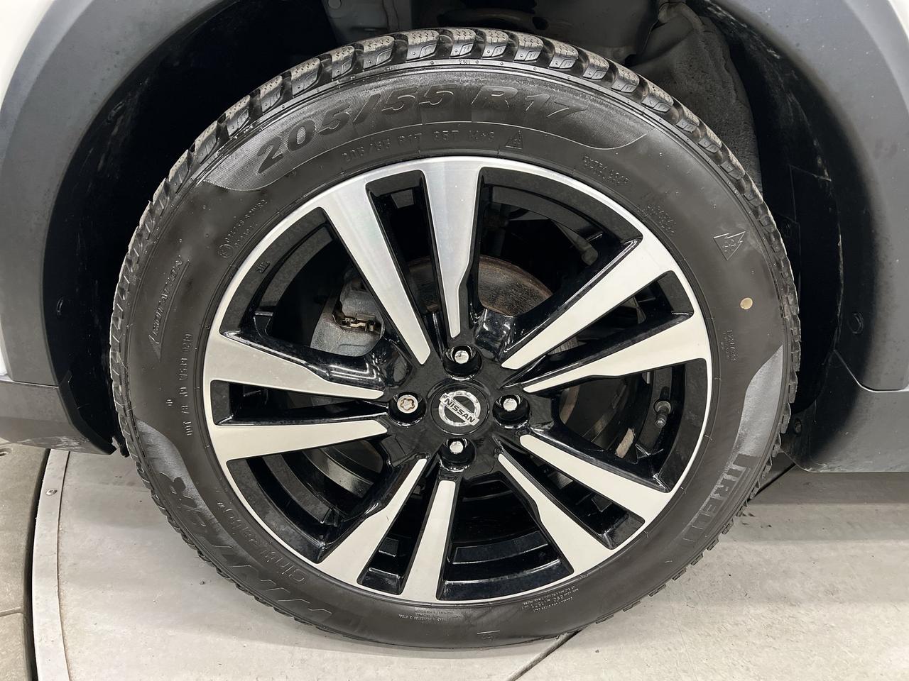 2020 Nissan Kicks SR | 45,000KMS | HTD SEATS | CARPLAY | 360 CAM Photo