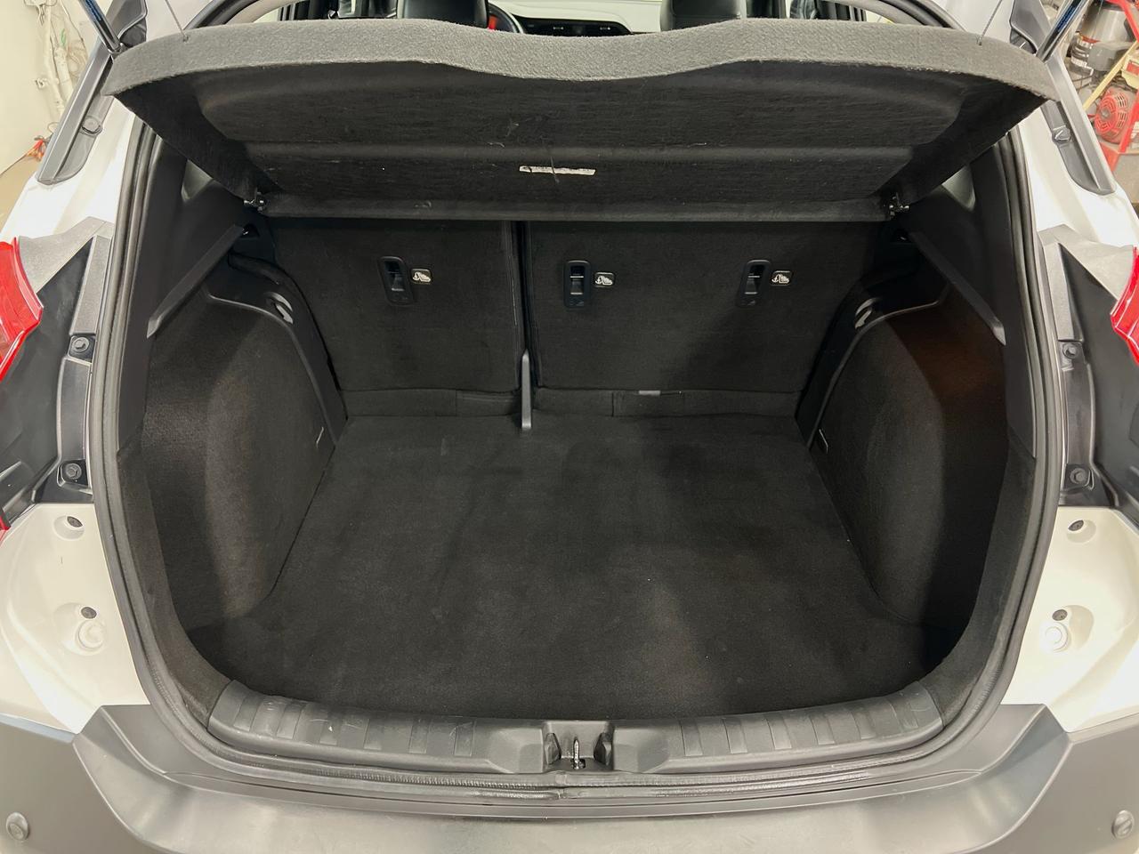 2020 Nissan Kicks SR | 45,000KMS | HTD SEATS | CARPLAY | 360 CAM Photo