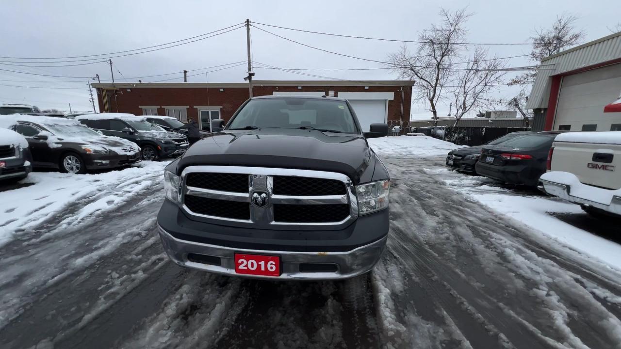 2016 RAM 1500 SXT 4X4 | CREW | 5.7L HEMI V8 | TONNEAU | ALLOYS Photo2