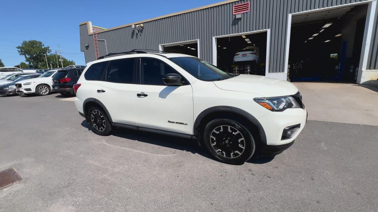 2020 Nissan Pathfinder SL ROCK CREEK AWD |7-PASS |HTD LEATHER | PANO ROOF Photo