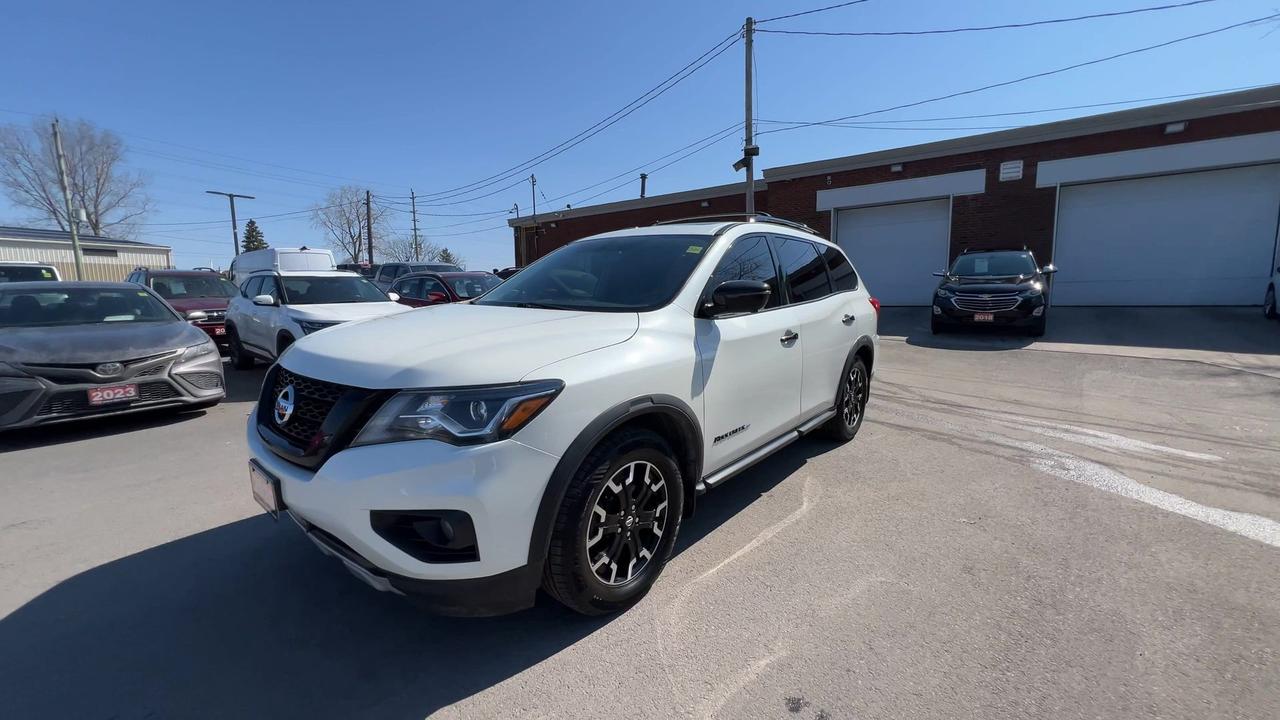 2020 Nissan Pathfinder SL ROCK CREEK AWD |7-PASS |HTD LEATHER | PANO ROOF Photo3