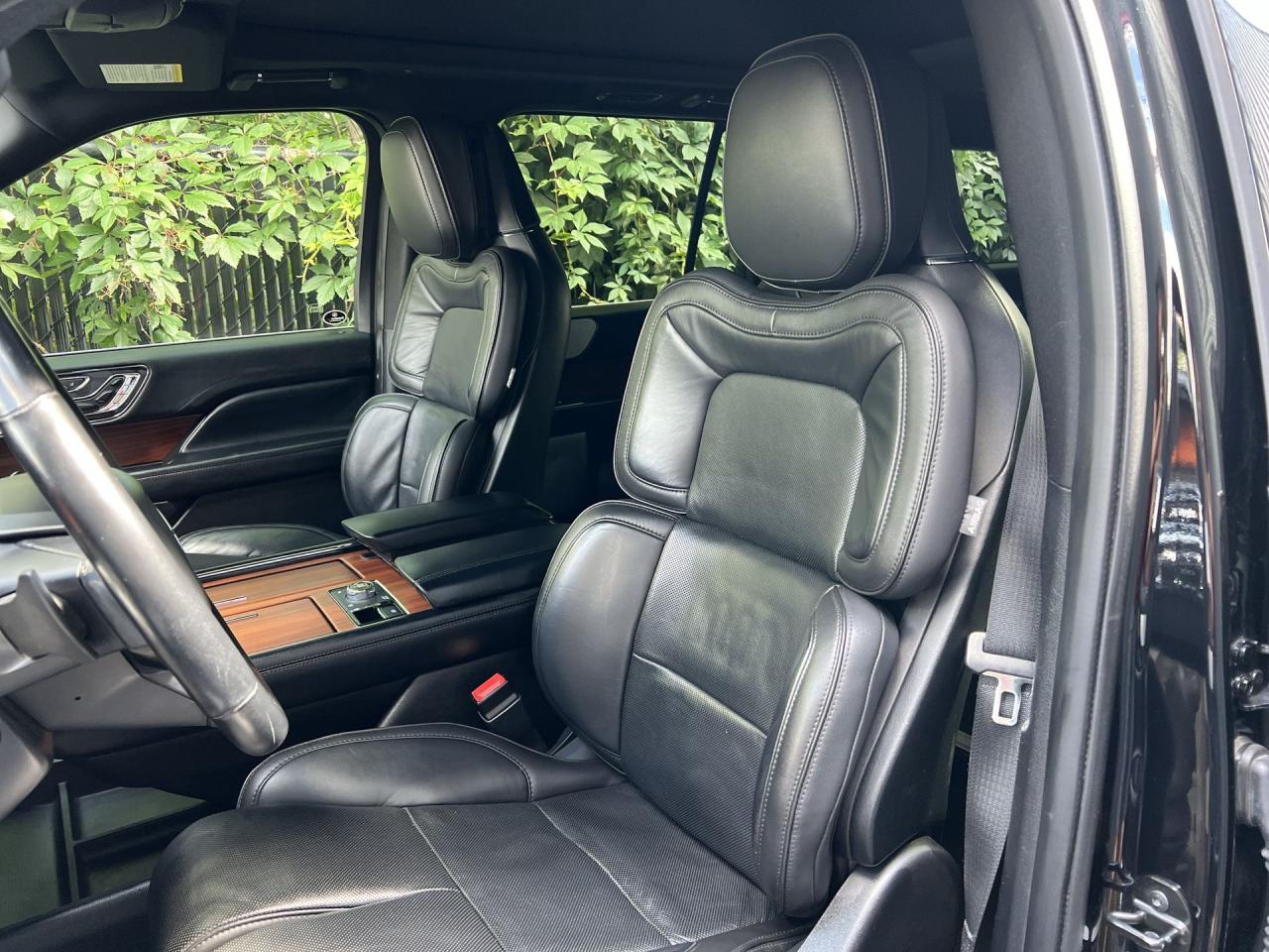 2018 Lincoln Navigator RESERVE 4X4 | 7-PASS |MASSAGE |LEATHER | PANO ROOF Photo