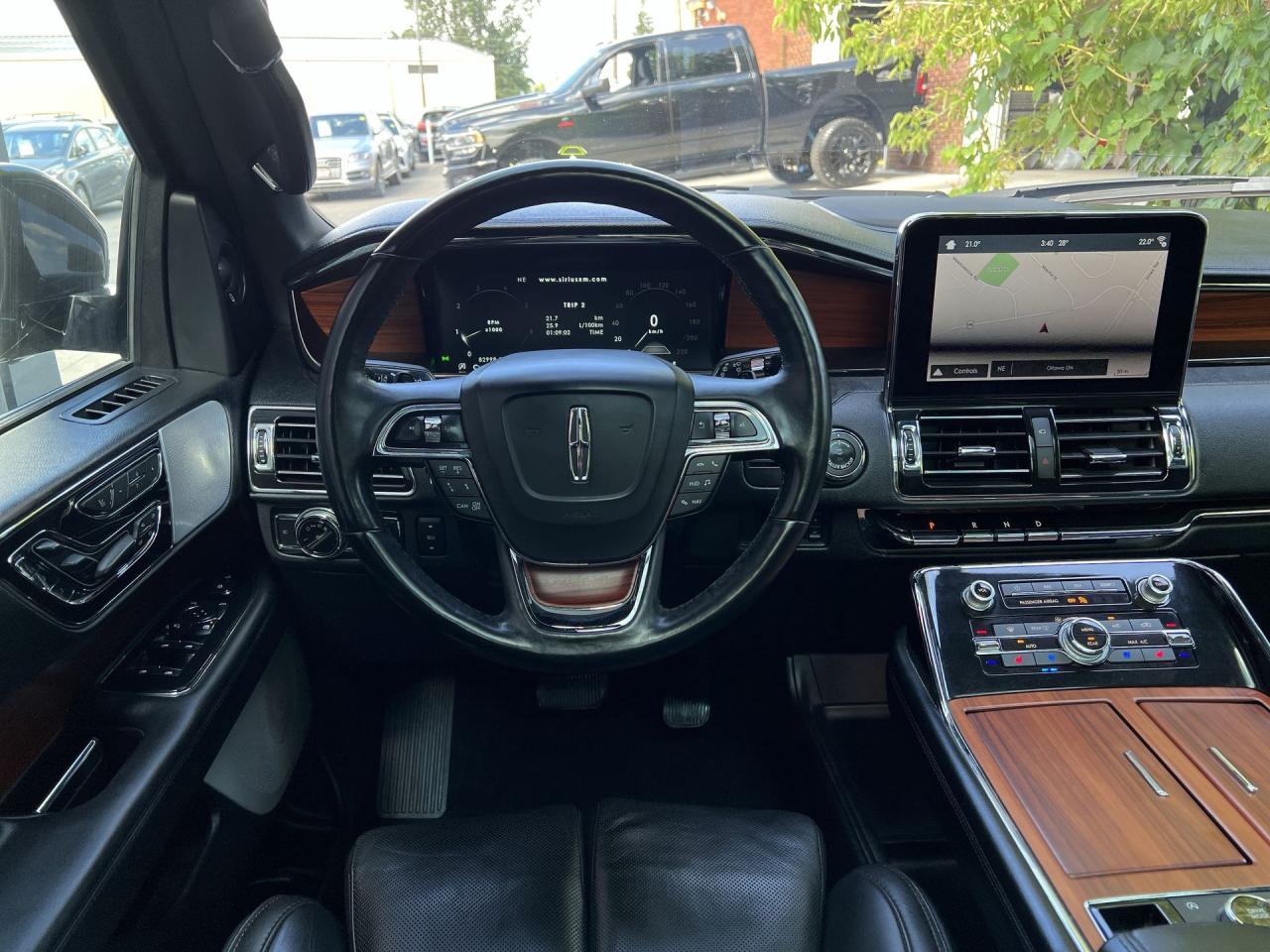 2018 Lincoln Navigator RESERVE 4X4 | 7-PASS |MASSAGE |LEATHER | PANO ROOF Photo