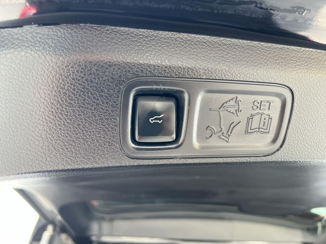 2018 Lincoln Navigator RESERVE 4X4 | 7-PASS |MASSAGE |LEATHER | PANO ROOF Photo