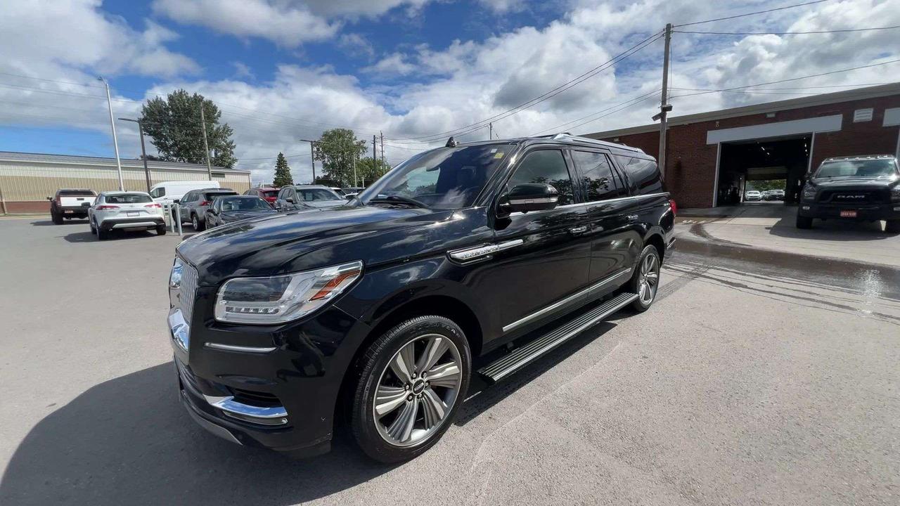 2018 Lincoln Navigator RESERVE 4X4 | 7-PASS |MASSAGE |LEATHER | PANO ROOF Photo3