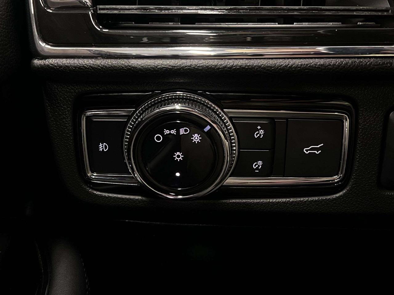 2018 Lincoln Navigator RESERVE 4X4 | 7-PASS |MASSAGE |LEATHER | PANO ROOF Photo