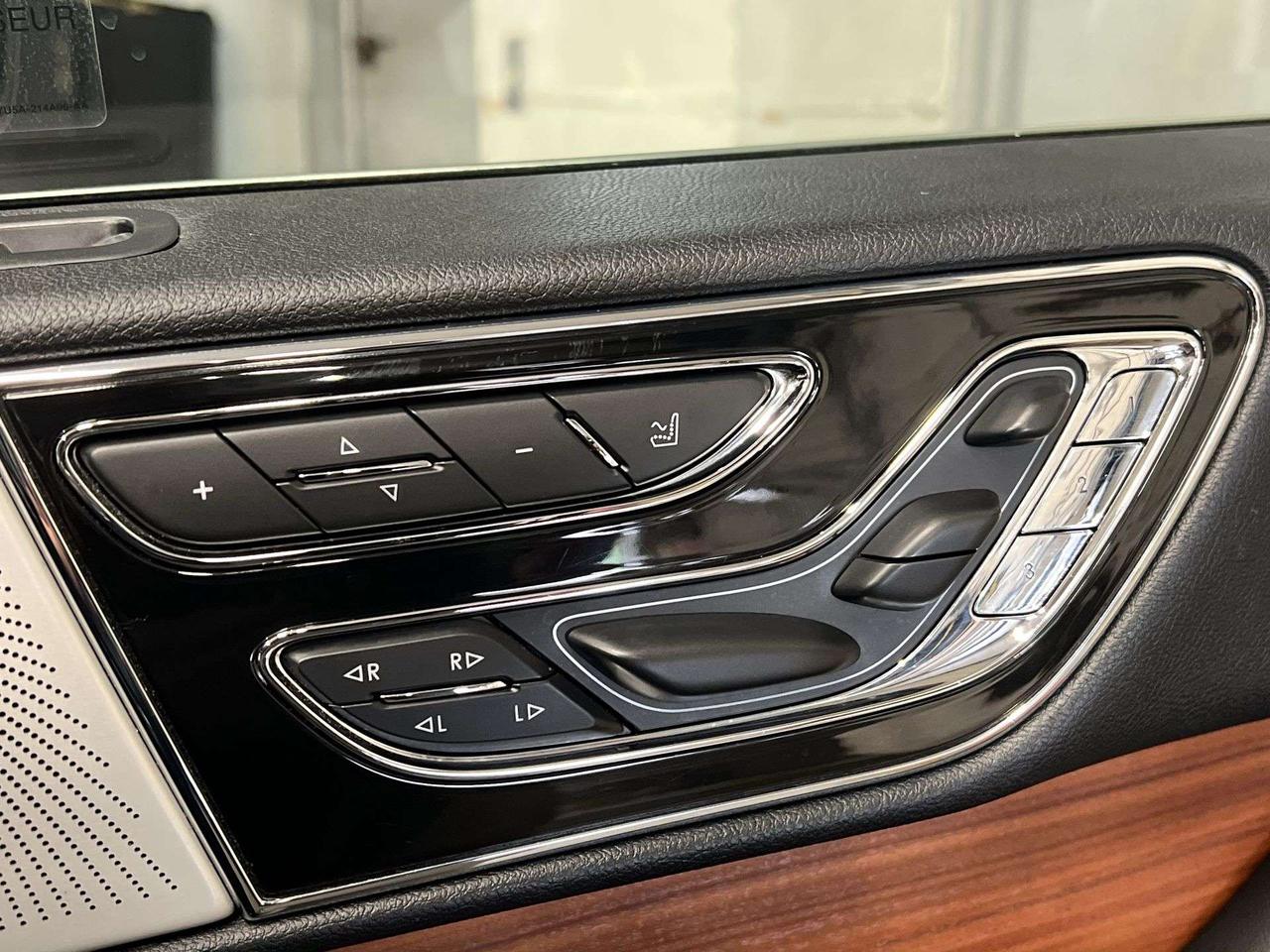 2018 Lincoln Navigator RESERVE 4X4 | 7-PASS |MASSAGE |LEATHER | PANO ROOF Photo