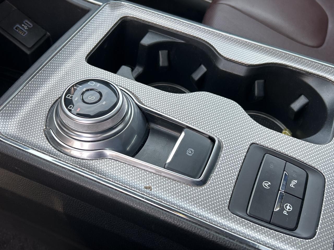 2022 Ford Edge Titanium  - Leather Seats -  Premium Audio Photo