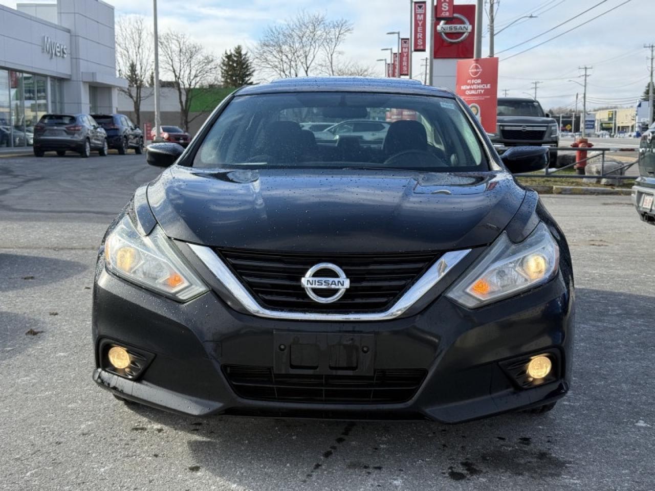 2016 Nissan Altima 2.5 SV  - Sunroof -  Navigation Photo