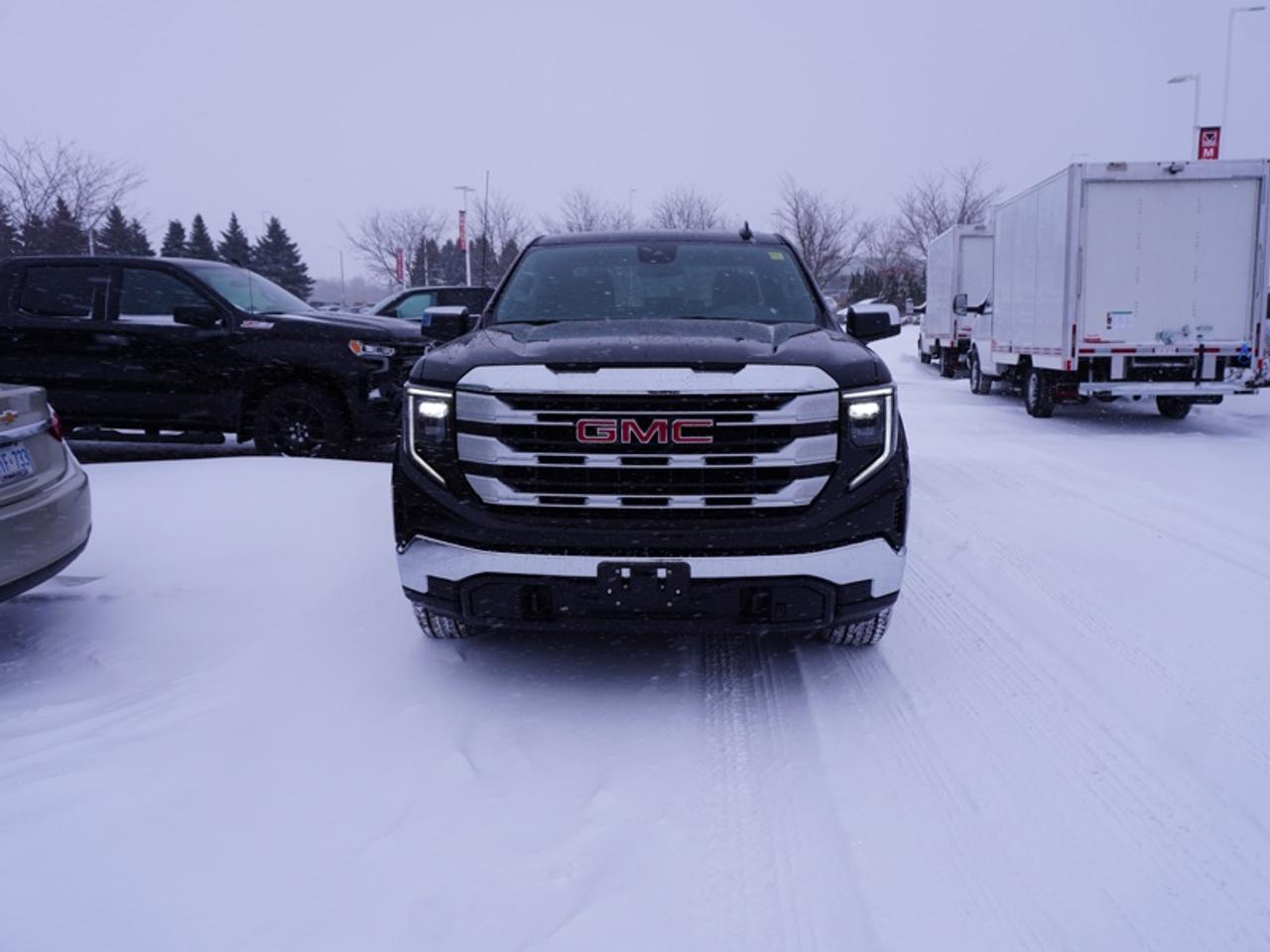 2026 GMC Sierra 1500 SLE Photo3