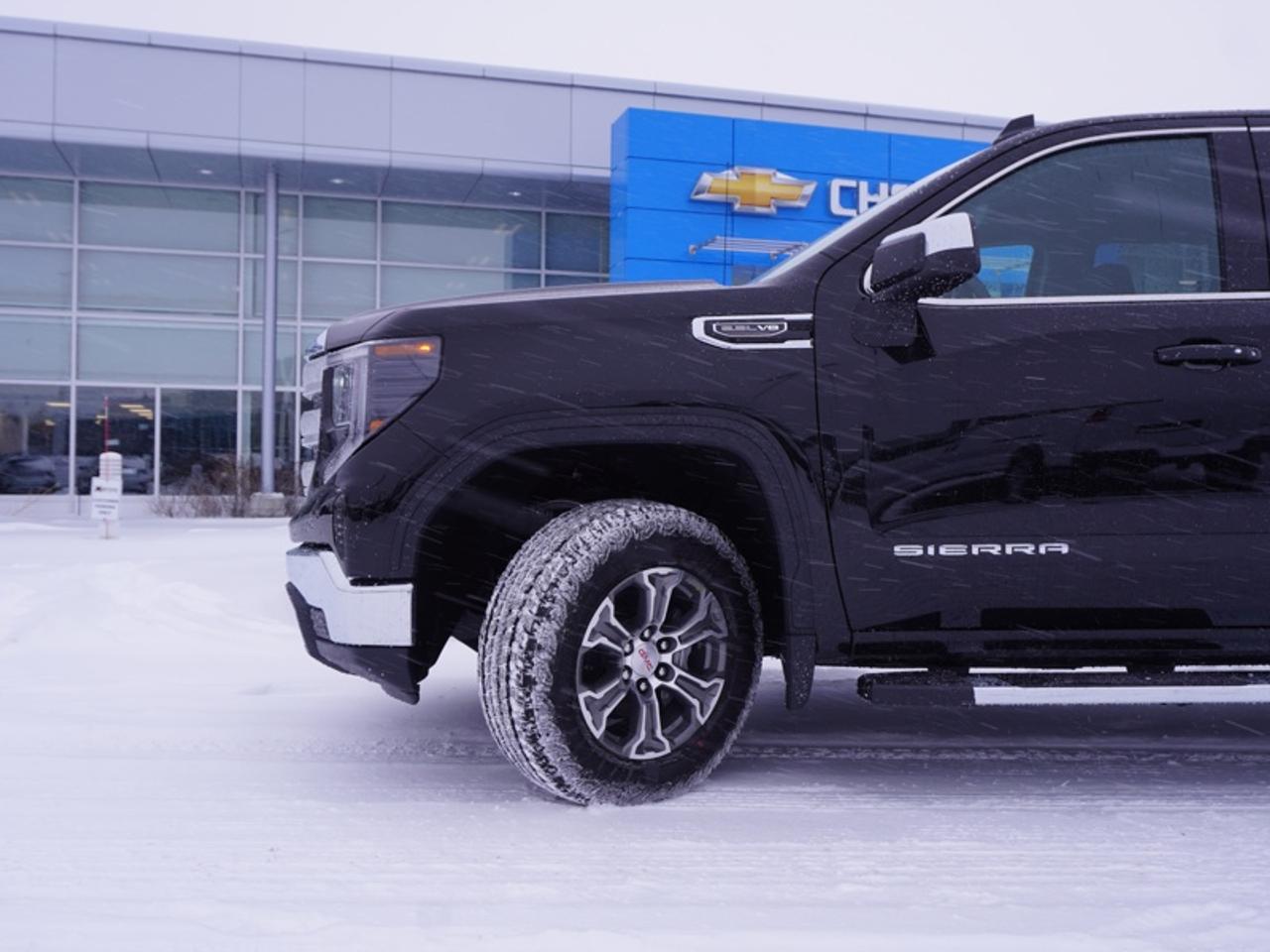 2026 GMC Sierra 1500 SLE Photo