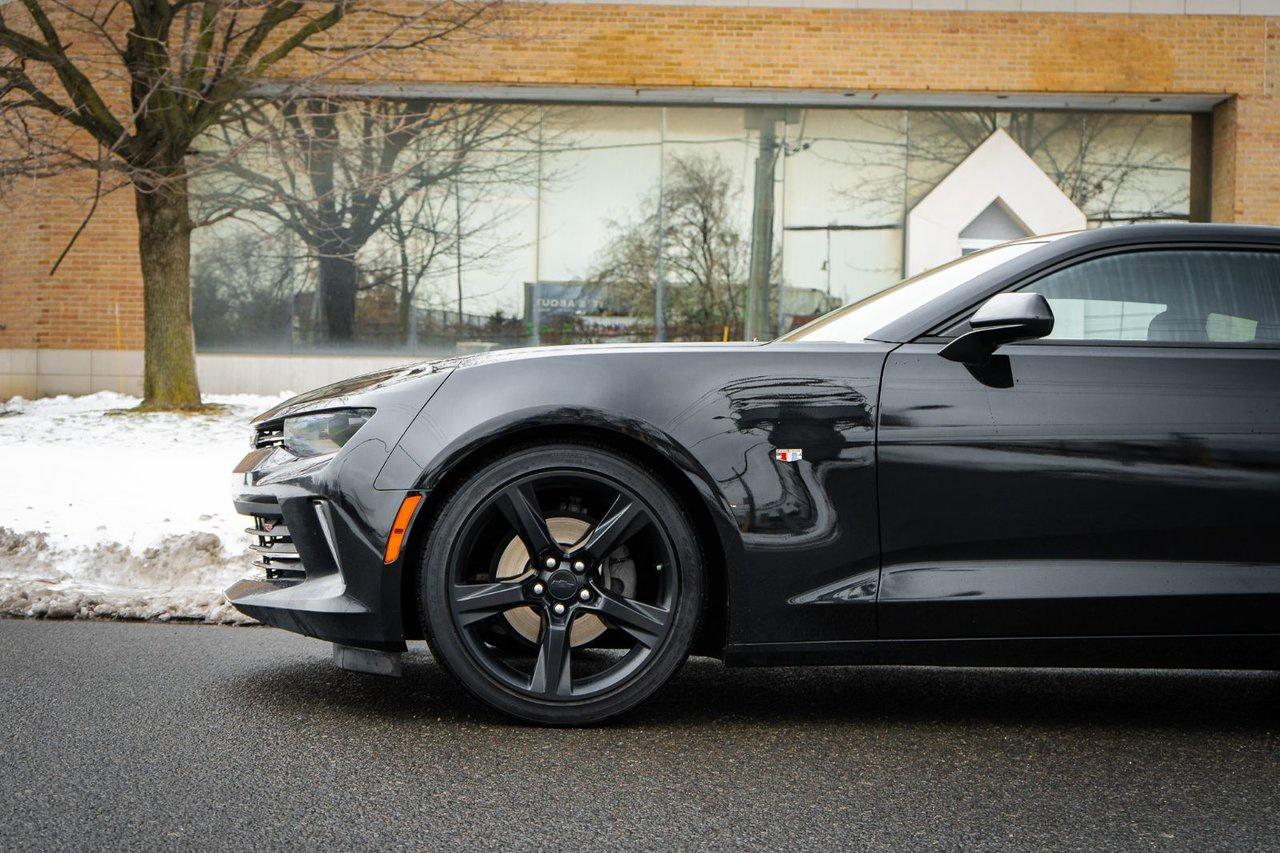 2018 Chevrolet Camaro 2LT Photo