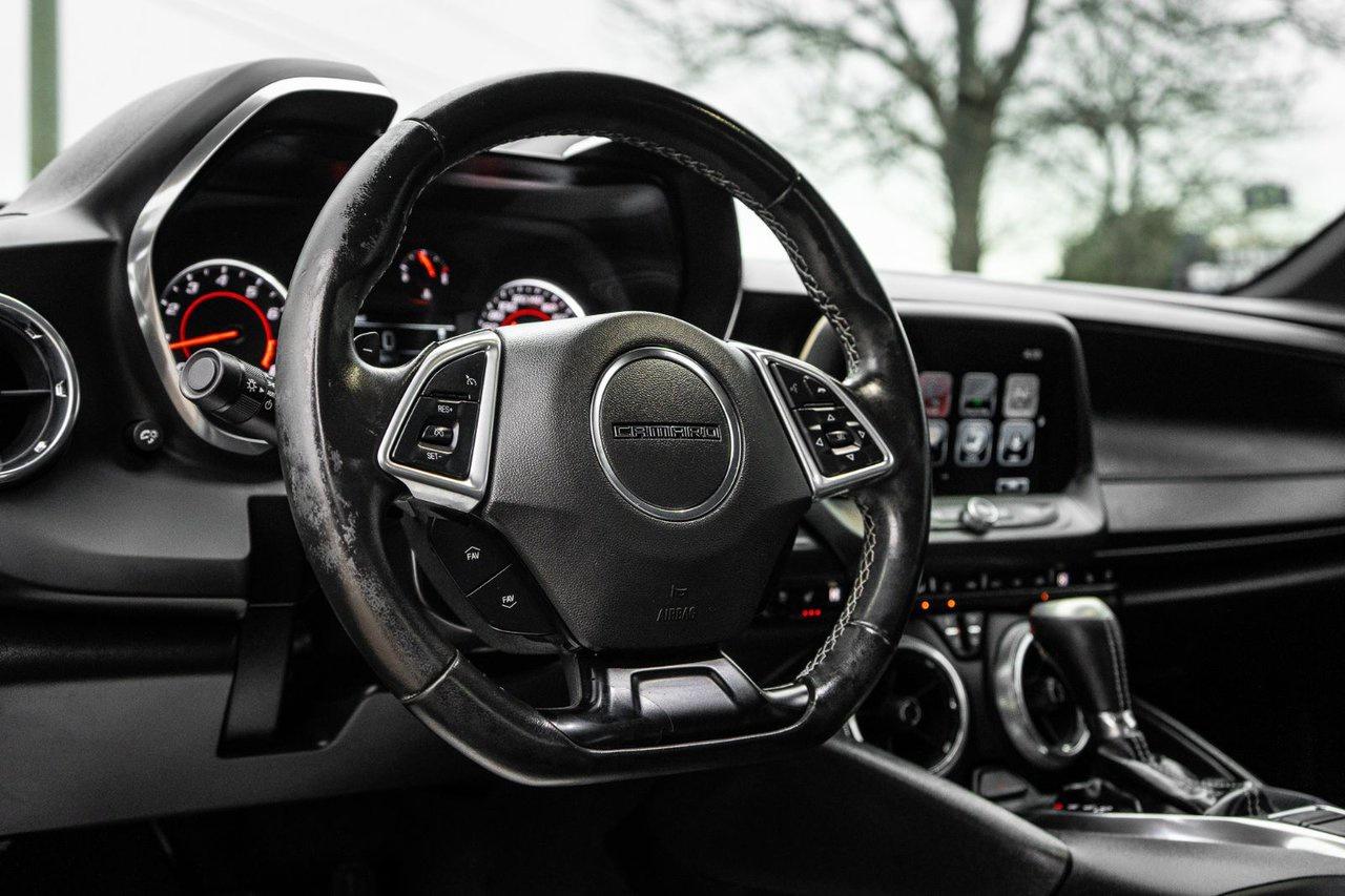 2018 Chevrolet Camaro 2LT Photo