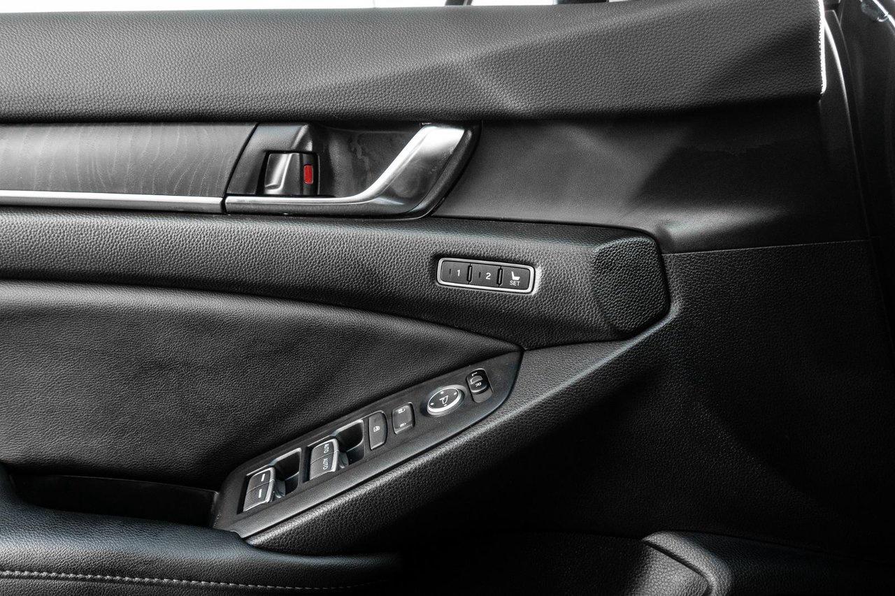 2022 Honda Accord Sedan Touring Photo