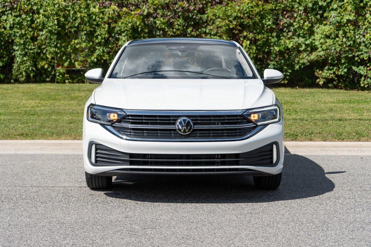 2024 Volkswagen Jetta HIGHLINE Photo