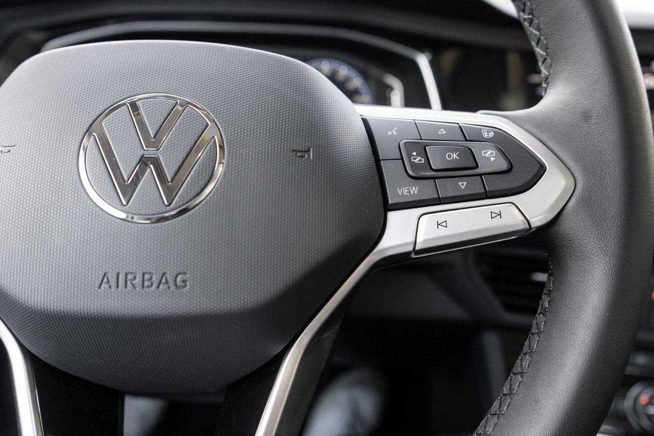 2024 Volkswagen Jetta HIGHLINE Photo