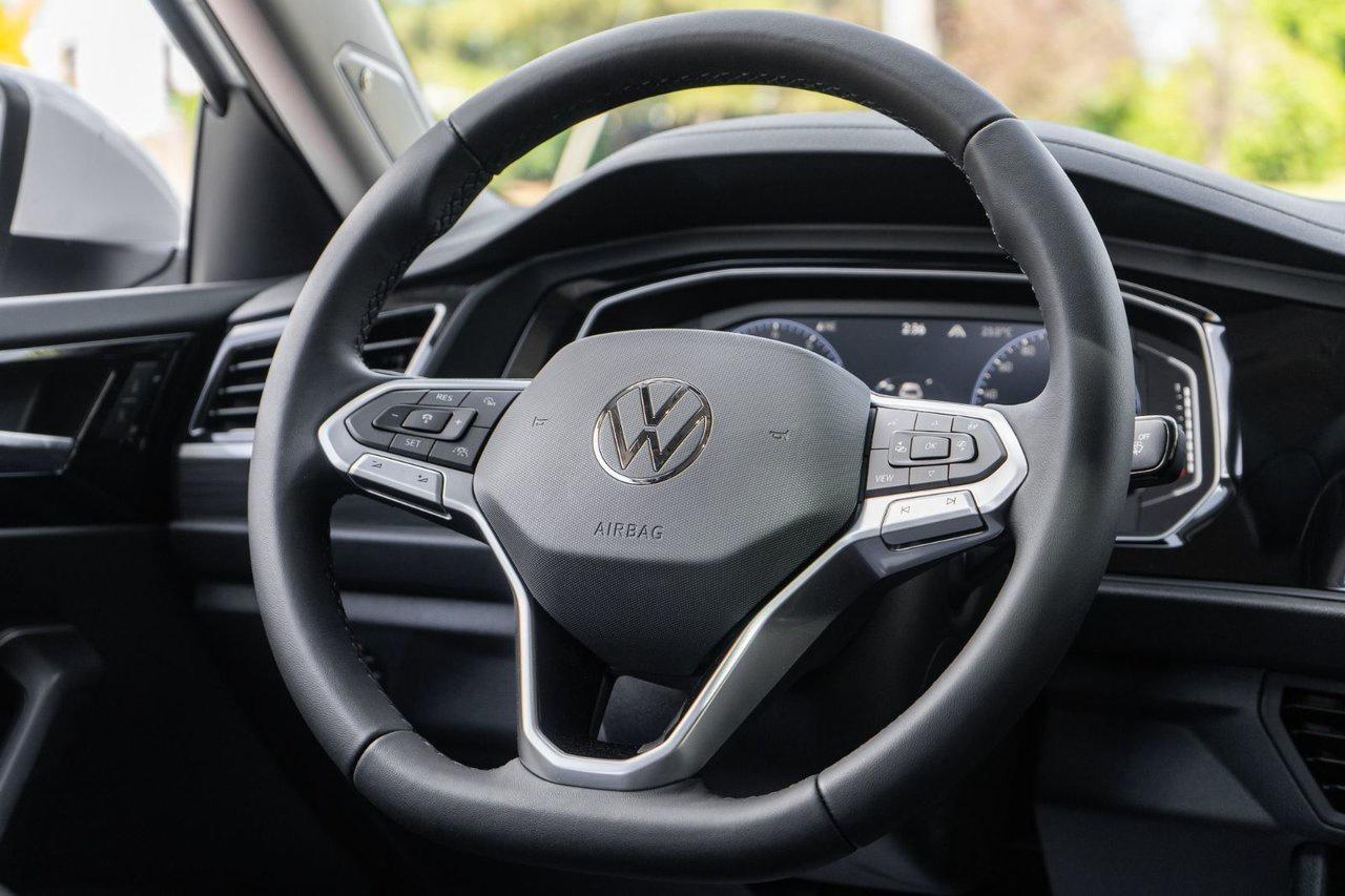 2024 Volkswagen Jetta HIGHLINE Photo