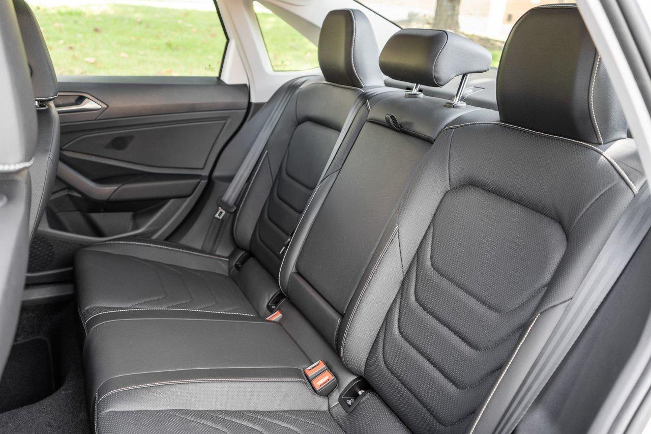 2024 Volkswagen Jetta HIGHLINE Photo