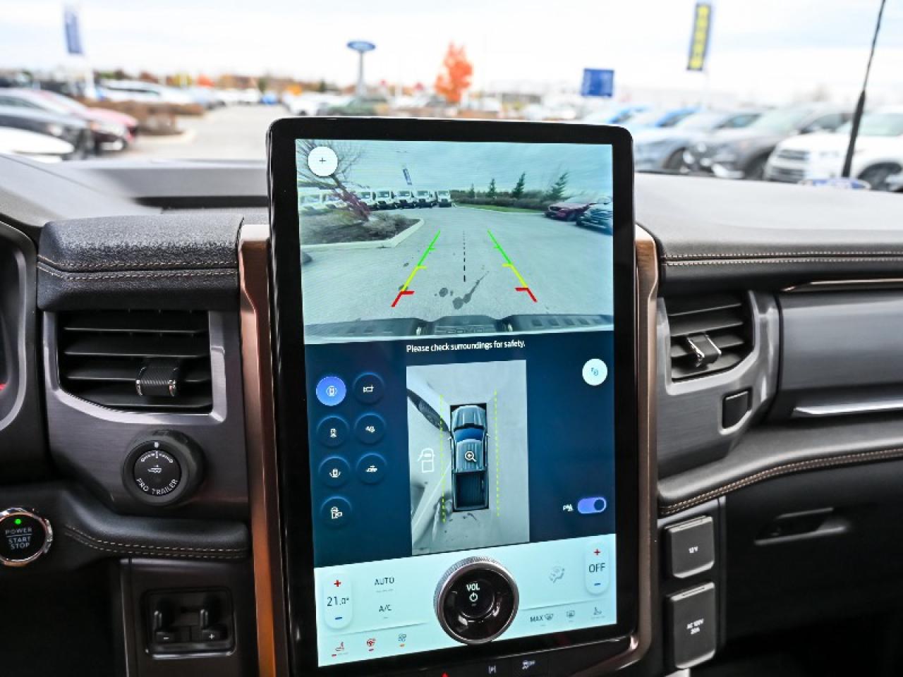 2022 Ford F-150 Lightning Lariat Photo