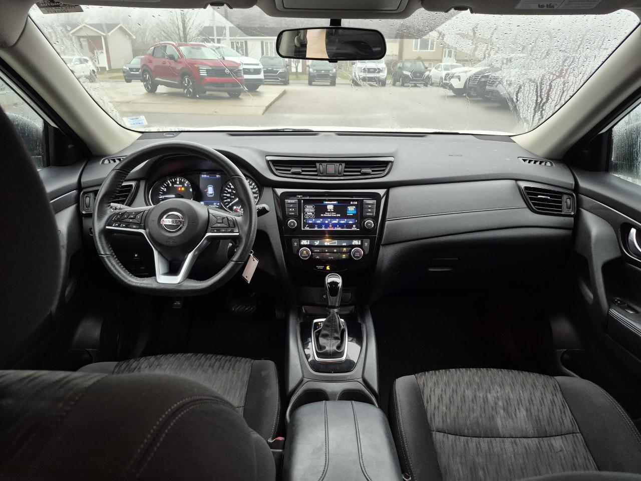 2020 Nissan Rogue Special Edition AWD Photo12