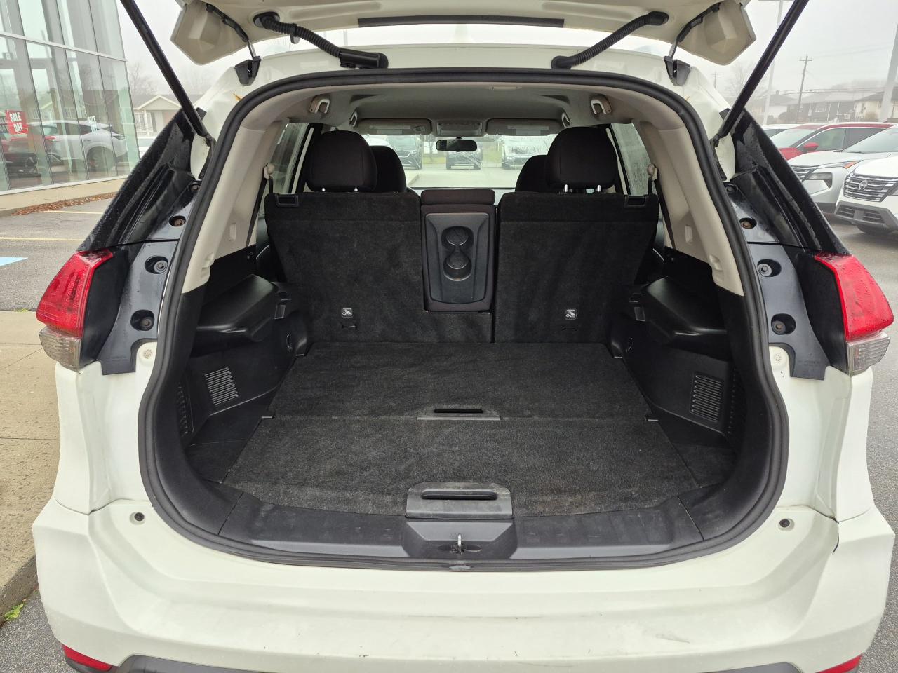 2020 Nissan Rogue Special Edition AWD Photo13