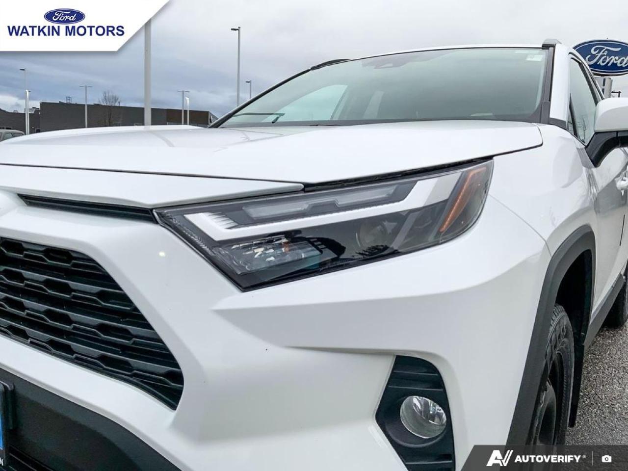 2023 Toyota RAV4 XLE AWD Photo29