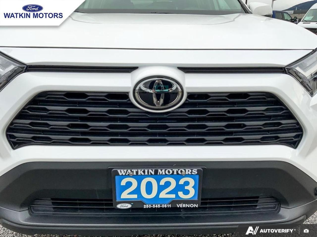 2023 Toyota RAV4 XLE AWD Photo29