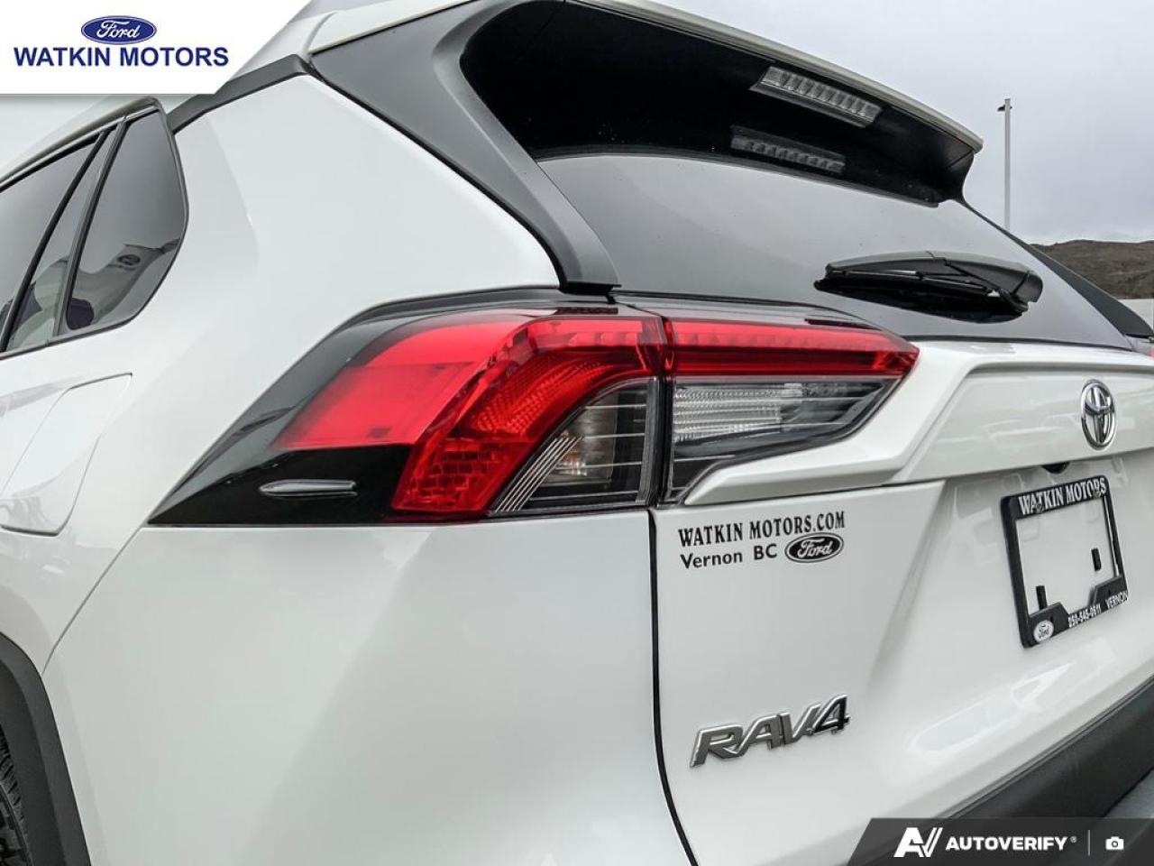 2023 Toyota RAV4 XLE AWD Photo29