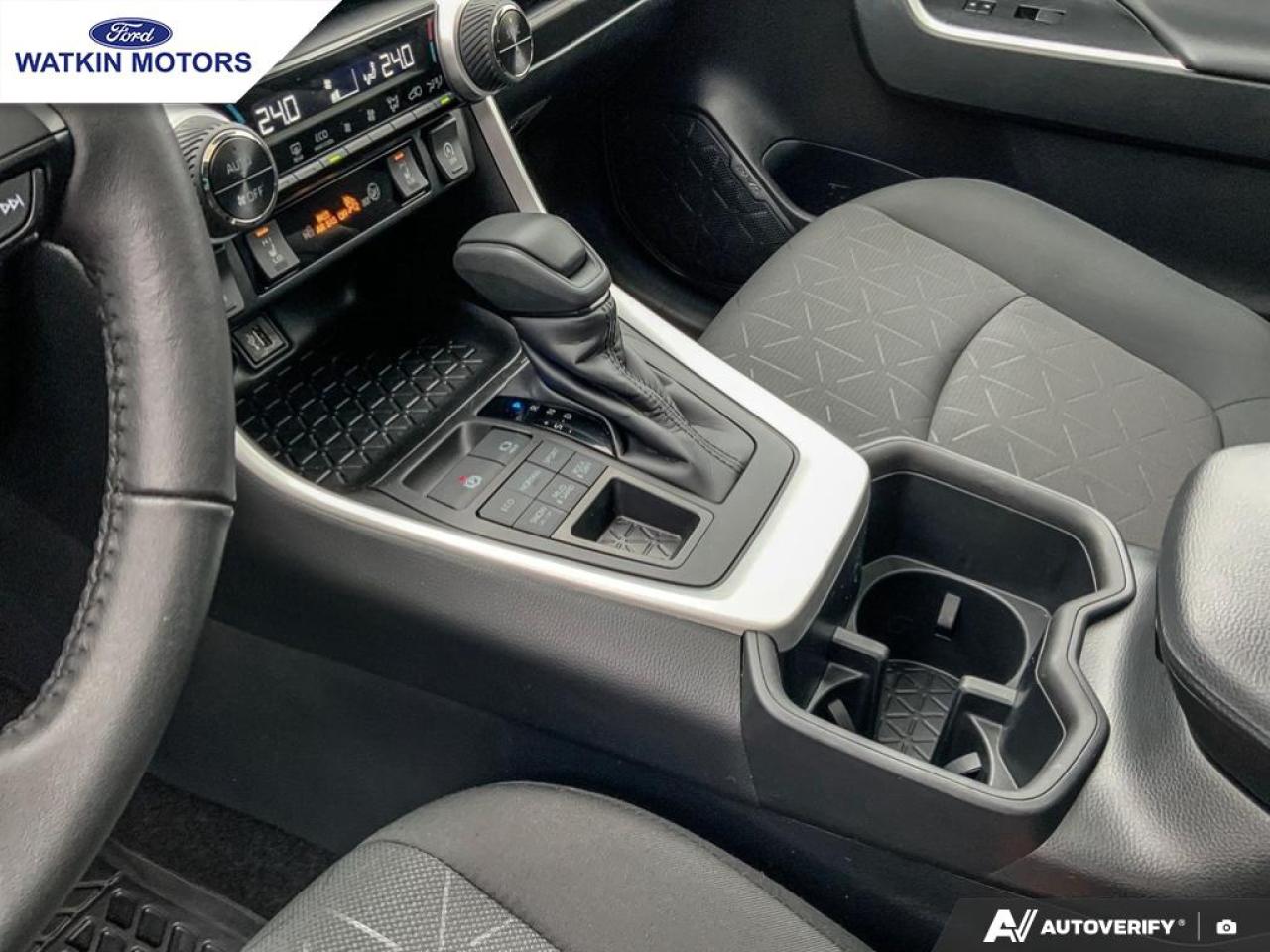 2023 Toyota RAV4 XLE AWD Photo20