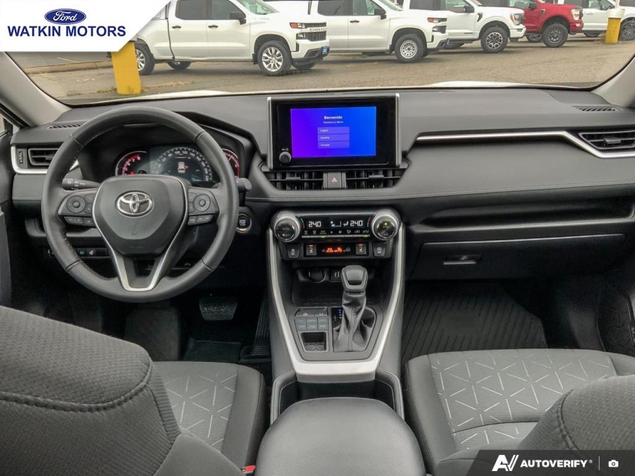 2023 Toyota RAV4 XLE AWD Photo29