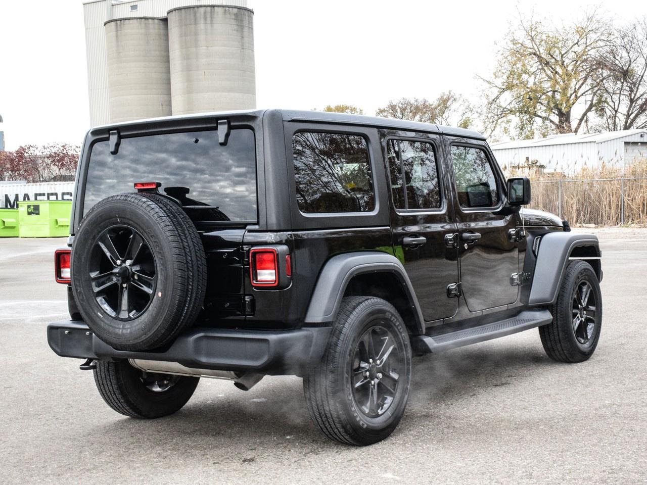 2023 Jeep Wrangler SPORT ALTITUDE 4 DOOR 4X4 Photo