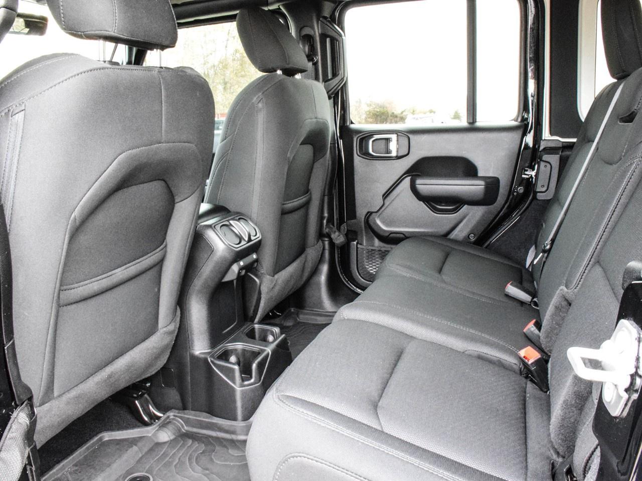 2023 Jeep Wrangler SPORT ALTITUDE 4 DOOR 4X4 Photo