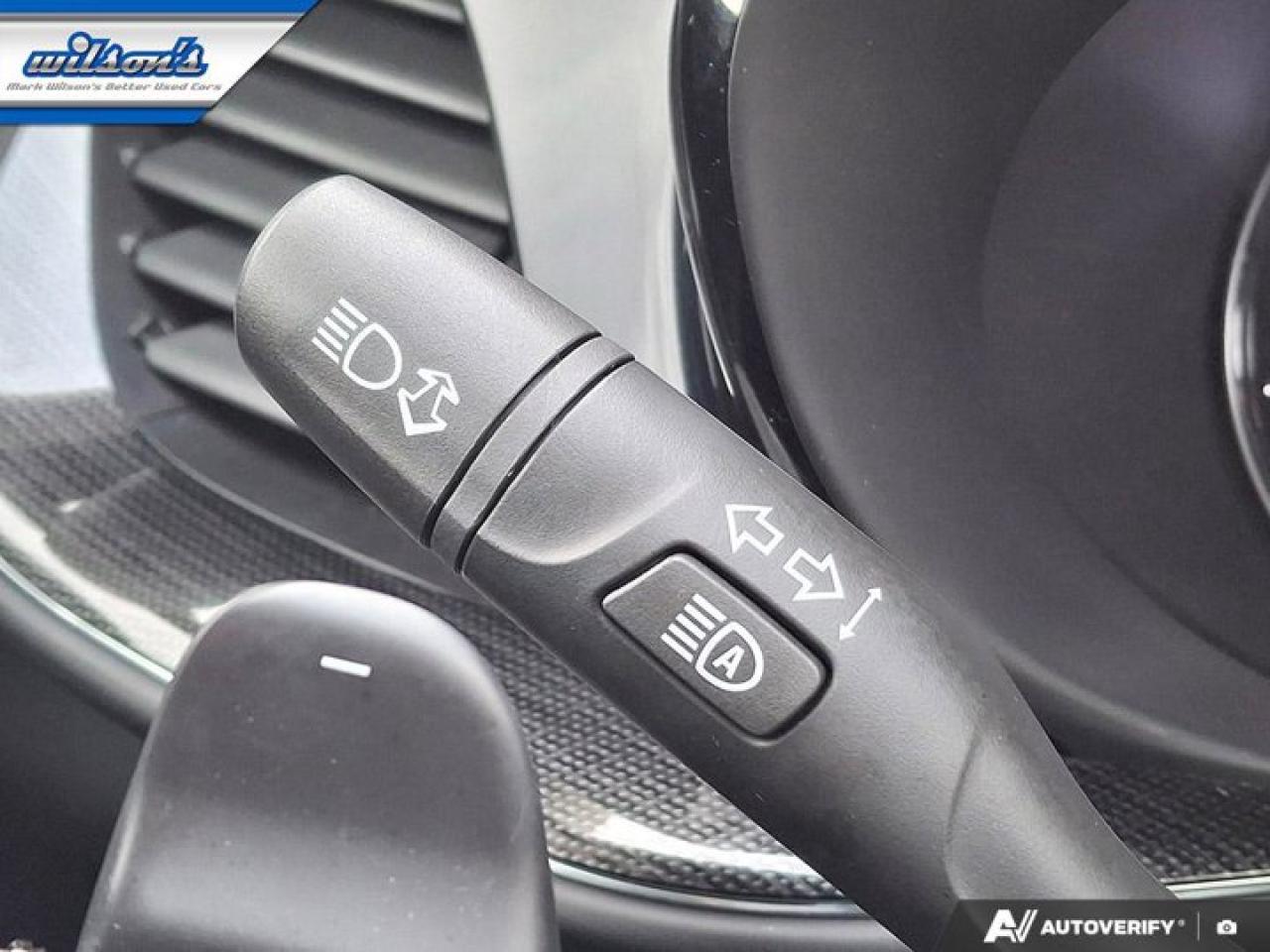 2022 Buick Envision Essence AWD | ST Package | Panoramic Sunroof | Leather | Heated Seats and Steering | and More ! Photo