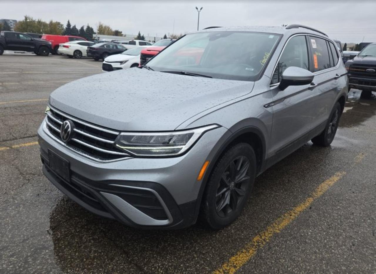Used 2024 Volkswagen Tiguan Comfortline 4Motion | Leather | Pano Roof | Heated Seats + Steering | Adaptive Cruise | and More ! for sale in Guelph, ON
