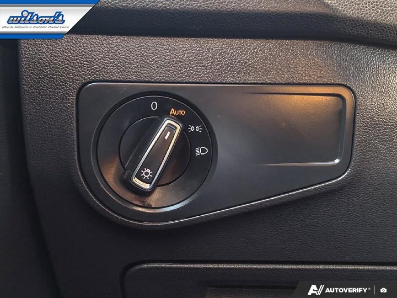 2024 Volkswagen Tiguan Comfortline 4Motion | Leather | Pano Roof | Heated Seats + Steering | Adaptive Cruise | and More ! Photo