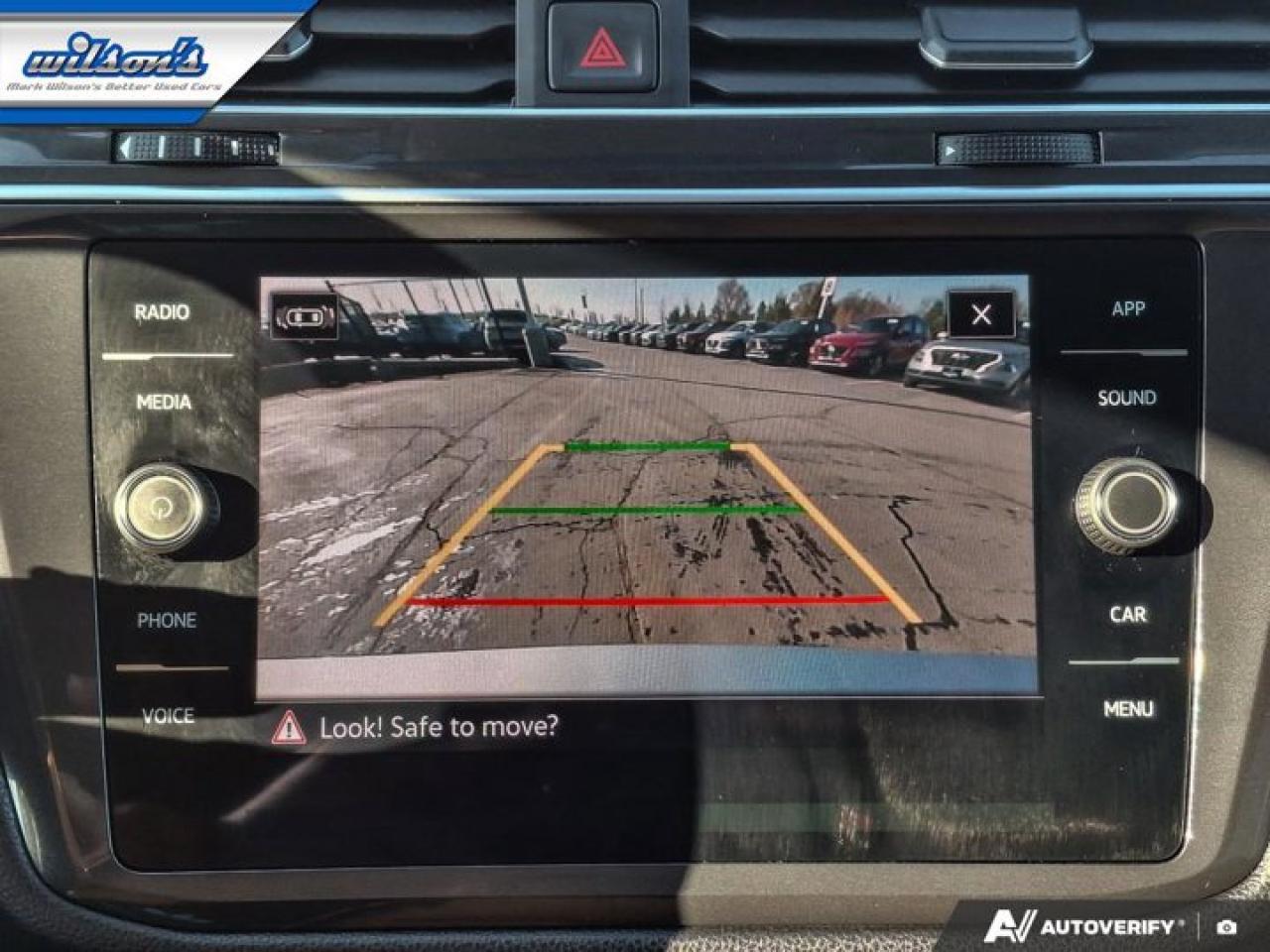 2024 Volkswagen Tiguan Comfortline 4Motion | Leather | Pano Roof | Heated Seats + Steering | Adaptive Cruise | and More ! Photo