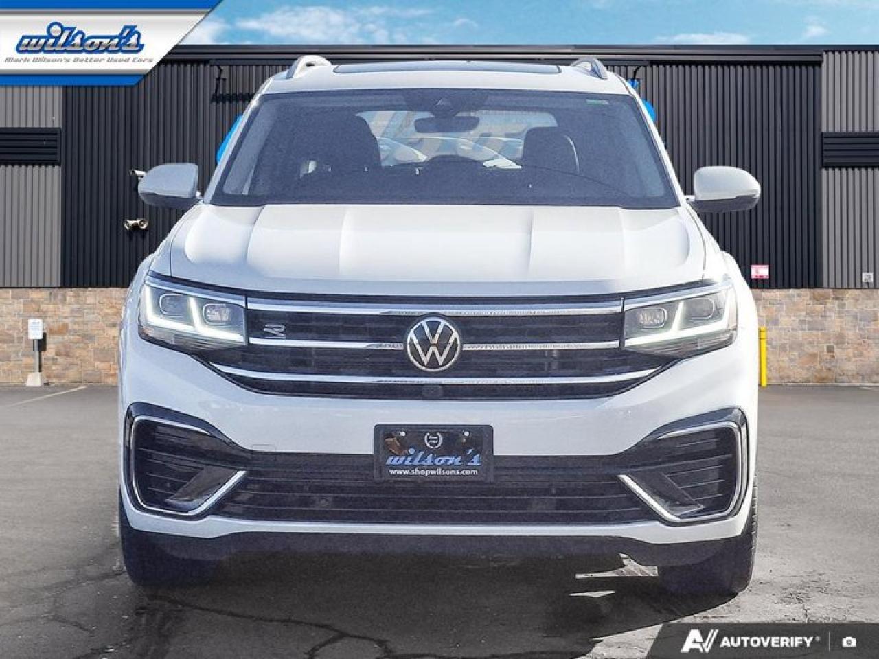 2022 Volkswagen Atlas Execline AWD | 7 Passenger | Leather | Heated Seats + Steering | 360 Cam | Panoramic Sunroof & More! Photo