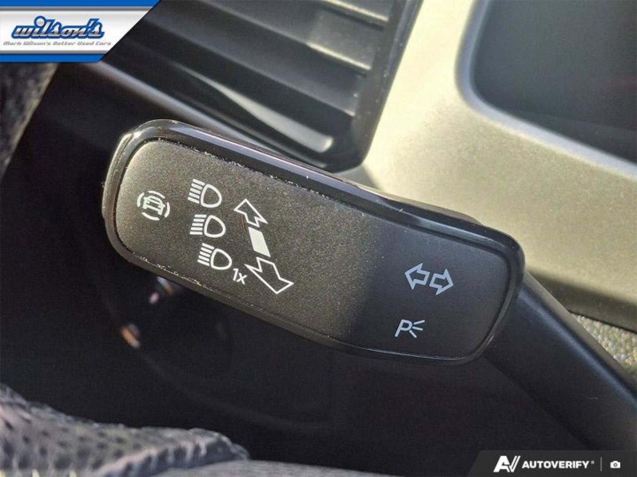 2022 Volkswagen Atlas Execline AWD | 7 Passenger | Leather | Heated Seats + Steering | 360 Cam | Panoramic Sunroof & More! Photo