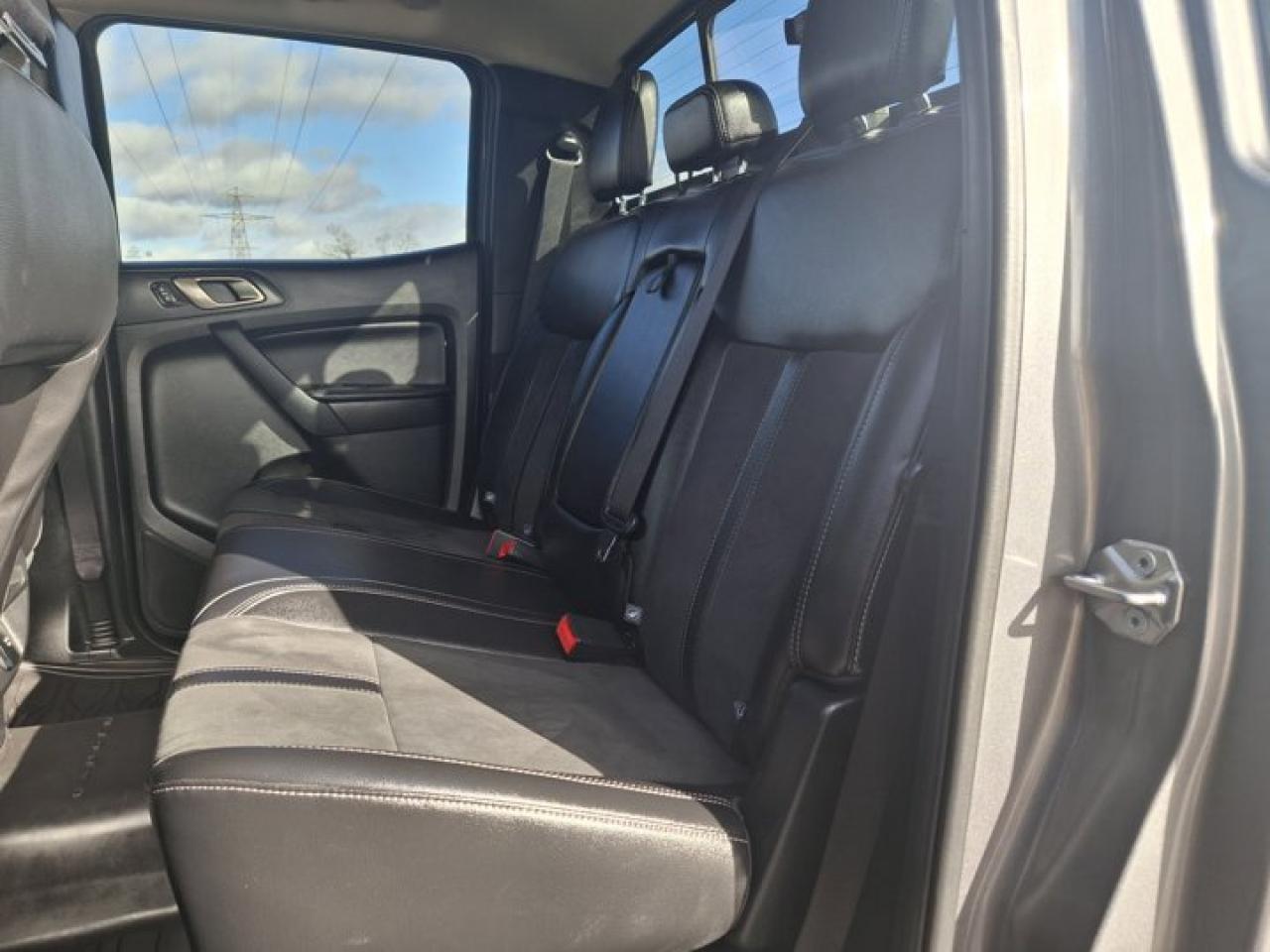 2022 Ford Ranger LARIAT 4WD Crew Cab | Tremor PKG | 501A | Tech PKG | B&O Sound | Nav | Adaptive Cruise | Photo