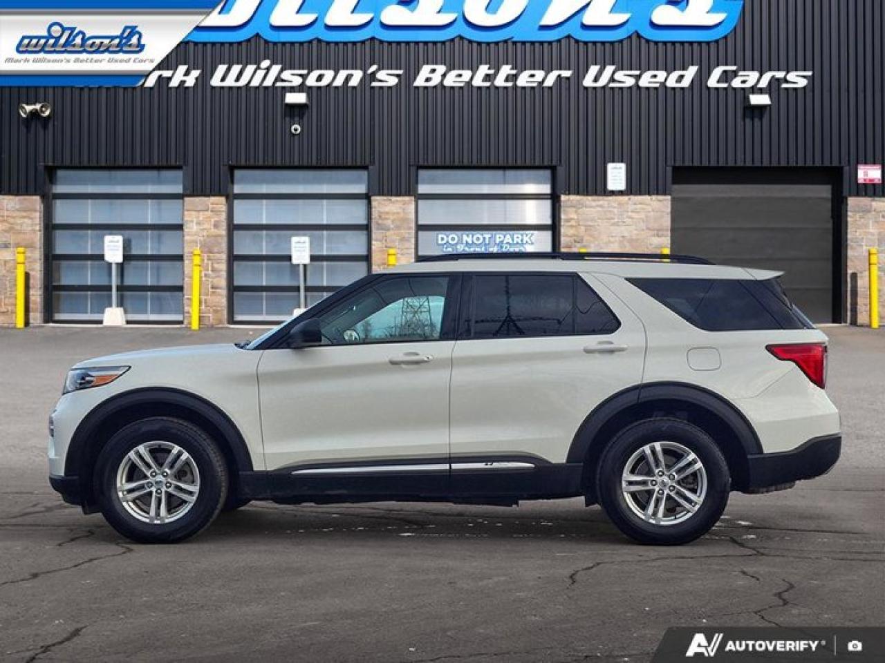 2023 Ford Explorer XLT 4WD | 202A | Tow Pkg | Adaptive Cruise | Nav | Leather | Heated Wheel + Seats | and More ! Photo