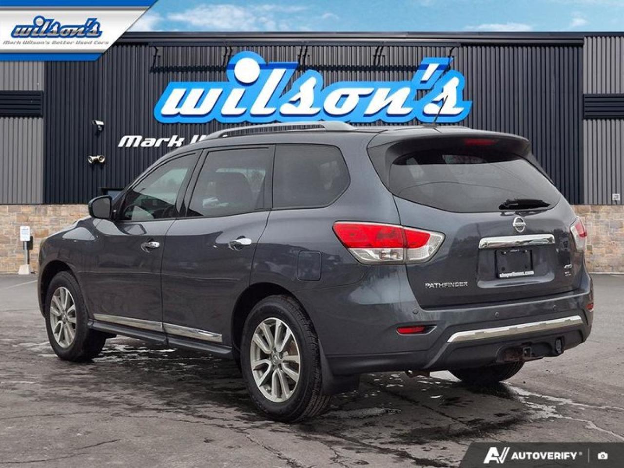 2014 Nissan Pathfinder SL 4WD | Leather | Heated Wheel + Seats | Rear Camera | Remote Start | Bluetooth | and More ! Photo2