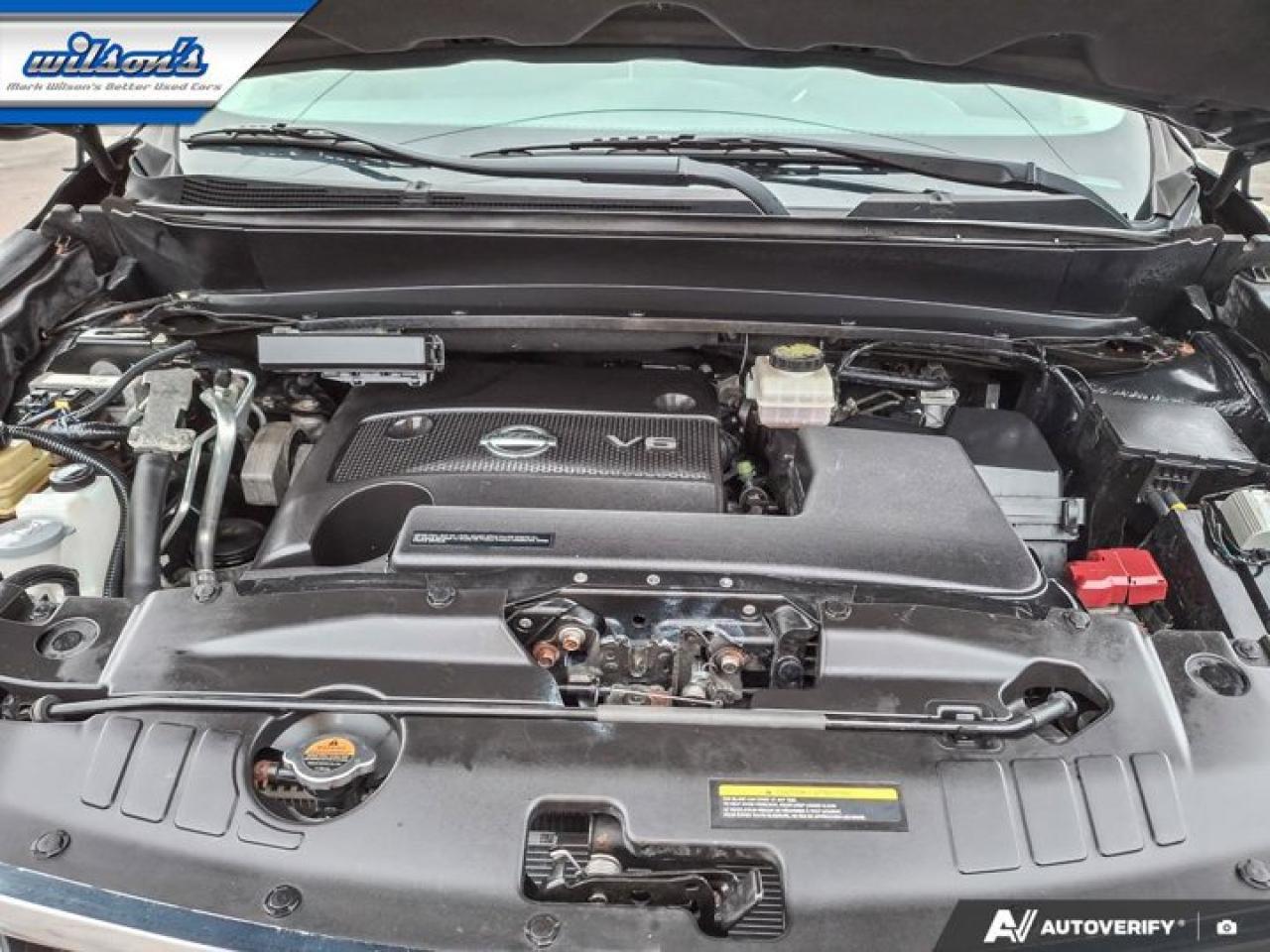 2014 Nissan Pathfinder SL 4WD | Leather | Heated Wheel + Seats | Rear Camera | Remote Start | Bluetooth | and More ! Photo