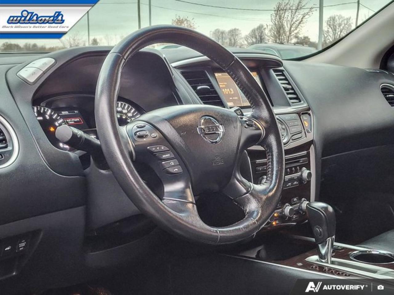 2014 Nissan Pathfinder SL 4WD | Leather | Heated Wheel + Seats | Rear Camera | Remote Start | Bluetooth | and More ! Photo