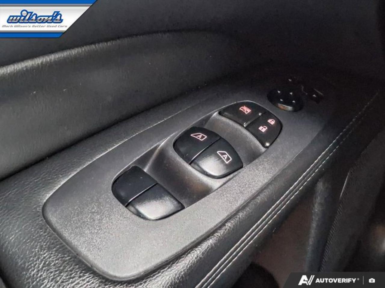 2014 Nissan Pathfinder SL 4WD | Leather | Heated Wheel + Seats | Rear Camera | Remote Start | Bluetooth | and More ! Photo